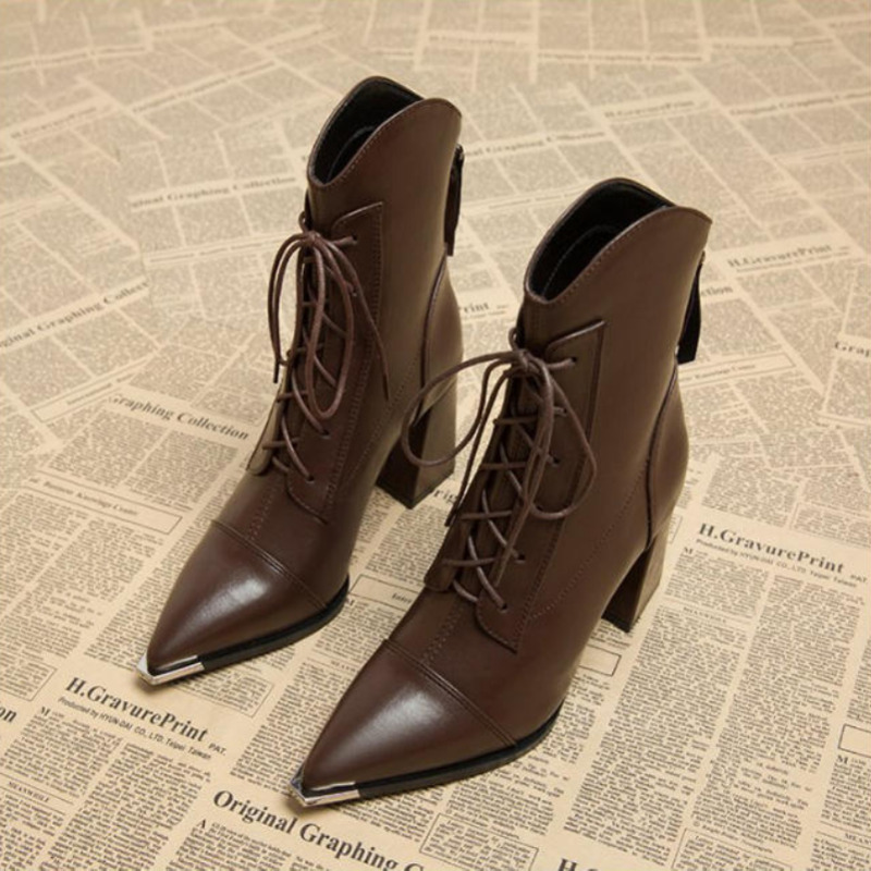 Street Fashion Winter 2025 - Botines de Mujer, zapatos de tacón