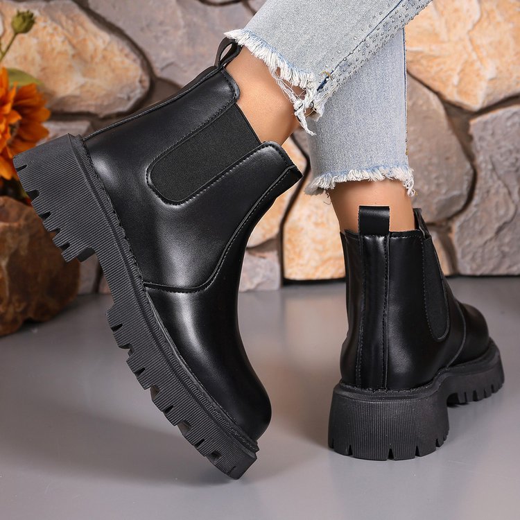 2025 Botas cortas clásicas de  - Street Fashion Winter 2025 reseña y precio